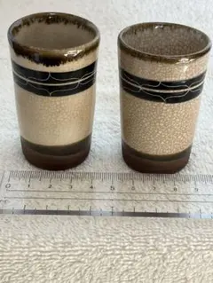 小樽窯　陶器皿2枚セット　アイヌ　小樽焼　民藝　北海道　骨董　昭和レトロ　民芸品 小樽窯 陶器皿2枚セット アイヌ 小樽焼 民藝 北海道 骨董 昭和レトロ