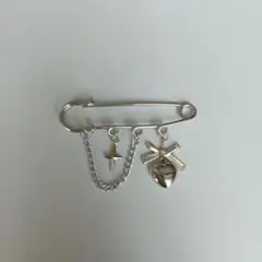 シルバーハートリボンピンバッチ