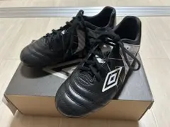 Umbro Accelerator ブラック サッカーシューズ