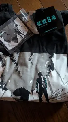 怪獣8号　Tシャツ