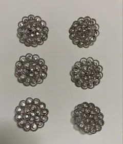 ビジューボタン　6個