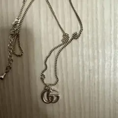 Gucci ダブルGロゴ ネックレス