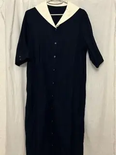 セーラーカラー半袖ワンピース　ネイビー