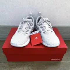 New Balance スニーカー ホワイト 新品タグ付き
