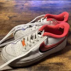 NIKE スニーカー