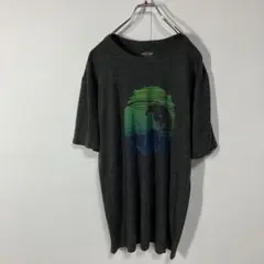 半袖Tシャツ　アート　プリント　クルーネック　大きいサイズ　ヴィンテージ感　古着