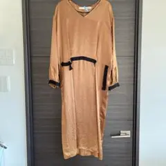 サカヨリワンピース