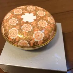 「幕末〜明治期」の『肥蝶山（欧米輸出品）』美品　【唐獅子牡丹紋様】※アンティーク 幕末〜明治期」の『肥蝶山（欧米輸出品）』美品 【唐獅子牡丹