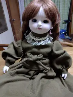 【新品】ビスクドール　人形　オオイケ　ロマネドール　OIKE 椅子付き Amazon | 新ビスクドール 人形 オオイケ ロマネドール OIKE 椅子