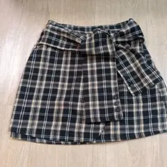 スカート160センチ（ショートパンツ付）