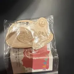 JAL マタニティマーク　飛行機型木製キーホルダー