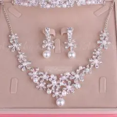 ☆2点セット☆パールイヤリング(ピアス)u0026ネックレス ウェディング アクセサリー