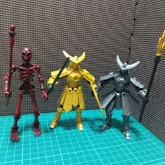 プラフィギュア３体+１体