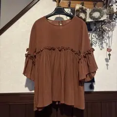 新品タグ付きトップス（M）