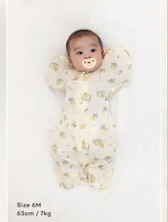 【美品】コニー　Newborn モダールスワドルスーツ 2枚セット
