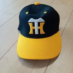 阪神タイガース キャップ Sサイズ 黒・黄