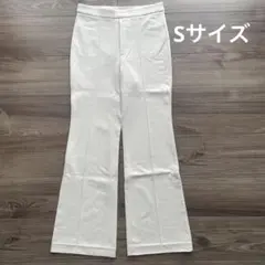 美品 ユニクロ イージーフレアレギンスパンツ アイボリー Sサイズ