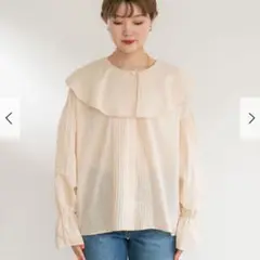 URBAN RESEARCH　コットンラッフルカラーブラウス　ベージュ　F