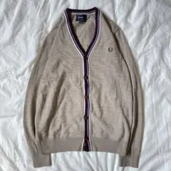 FRED PERRY フレッドペリー カーディガン ニット ベージュ 胸ロゴ
