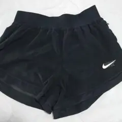 ナイキ　ショートパンツ　ランニング　スポーツ