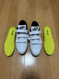 SSK ホワイト ポイントスパイク