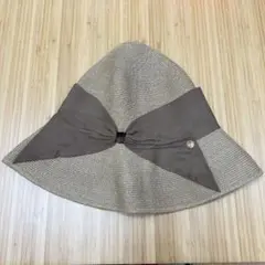 アシーナニューヨークの帽子
