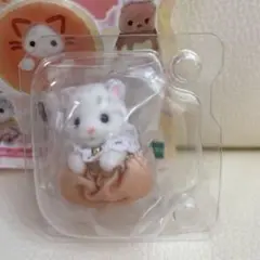 シルバニアファミリーキラキラ くじ G賞 ゆきヒョウの赤ちゃん