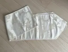 テーブルランナー