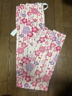 【週末限定お値下げ】【美品】浴衣　7-8歳（115-125センチ）