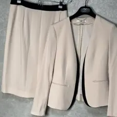美品　BEIGE　ベイジ　 CINDY シンディ　セットアップ　スーツ