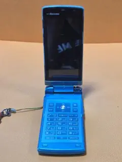NTT ドコモ F-01B ガラケー