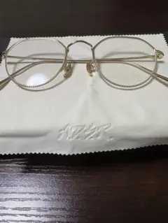 Item thumbnail for item 331b20ee-17d4-4852-93c5-7a5d4d2cb428