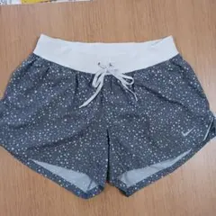 ナイキ　ドライフィット　ランニング　ショートパンツ　L