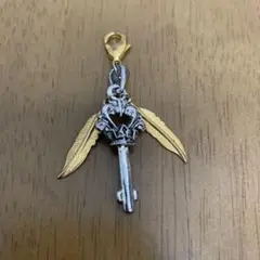 【最終値下げ】鍵と羽のアクセサリー