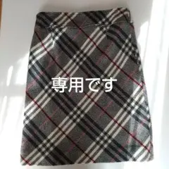 バーバリーロンドン ひざ丈チェックスカート
