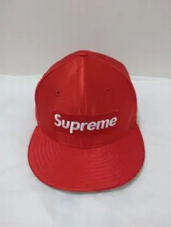 Supreme ニューエラ