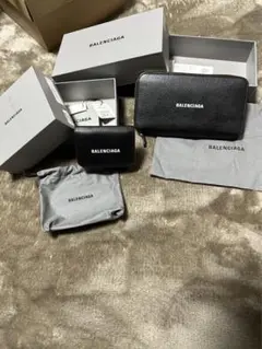 バレンシアガ長財布 ラウンドファスナ