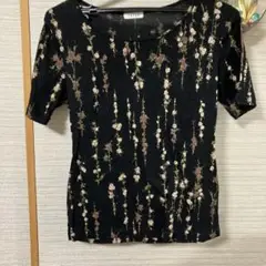 IKUKO 花柄 半袖トップス 黒