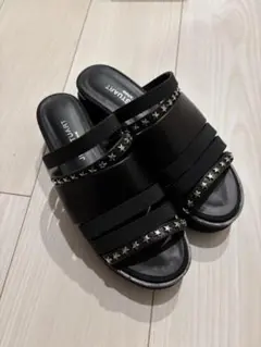 JILL STUART スタッズ付きブラックサンダル
