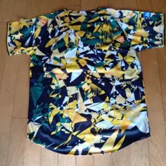 Tigers ユニフォーム カラフル幾何学模様