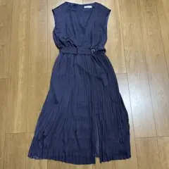 nano & co ノースリーブプリーツワンピース
