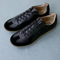 【美品】GERMAN TRAINER スニーカー