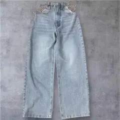 Item thumbnail for item 49953add-3712-463e-a387-40989419f759