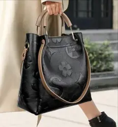 黒のハンドバッグ (PU/本革)