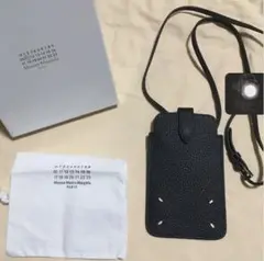新品未使用メゾンマルジェラのフォンポーチ ショルダー