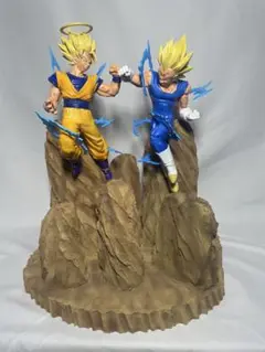 ドラゴンボール　フィギュア　悟空　ベジータ　ドッカンバトル　ジオラマ　リペイント