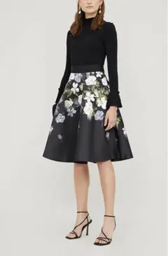 ☆ 美品 ☆ TED BAKER 切替 ワンピース 花