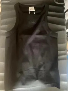 VETEMENTS 黒 TEE 限定版