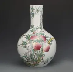 乾隆巻き枝の花卉つまむ脽五桃天球瓶 現代工芸品 美術品 装飾品 置物 清乾隆粉彩福寿九桃天球瓶 景徳鎮 陶磁器 装飾品 現代工芸品