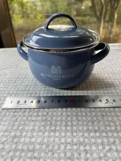 Item thumbnail for item 80e71250-a6ff-4d6c-8b71-4ba9e958f68d